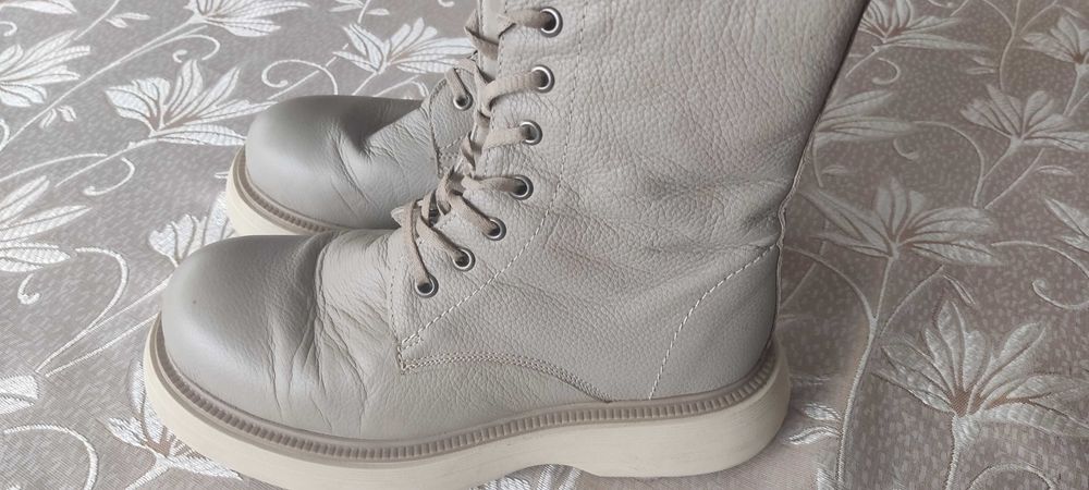 Дамски обувки от естествена кожа