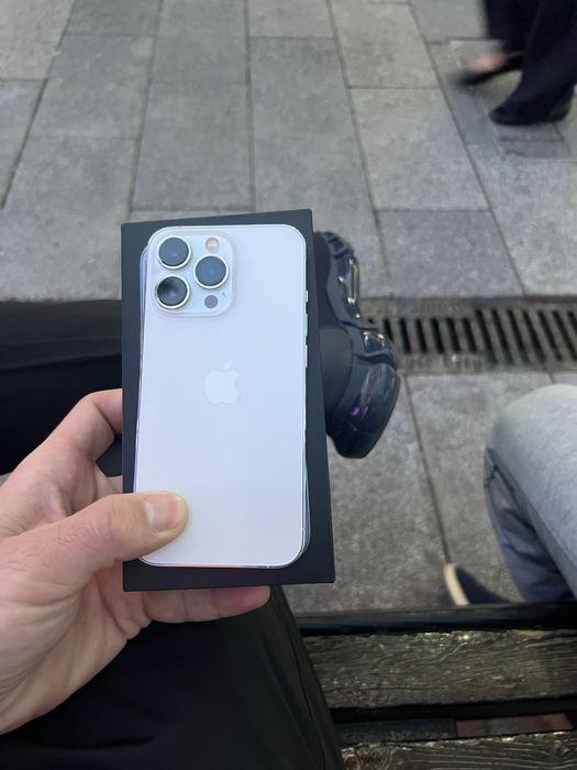 Iphone 13 pro sotiladi ideal