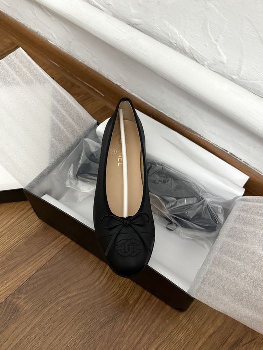 Черные балетки Chanel