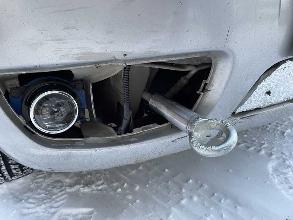 ТЕГЛИЧ различни автомобили за отзад за теглене на ремъркета