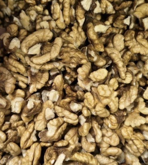 Miez de nuca proaspătă