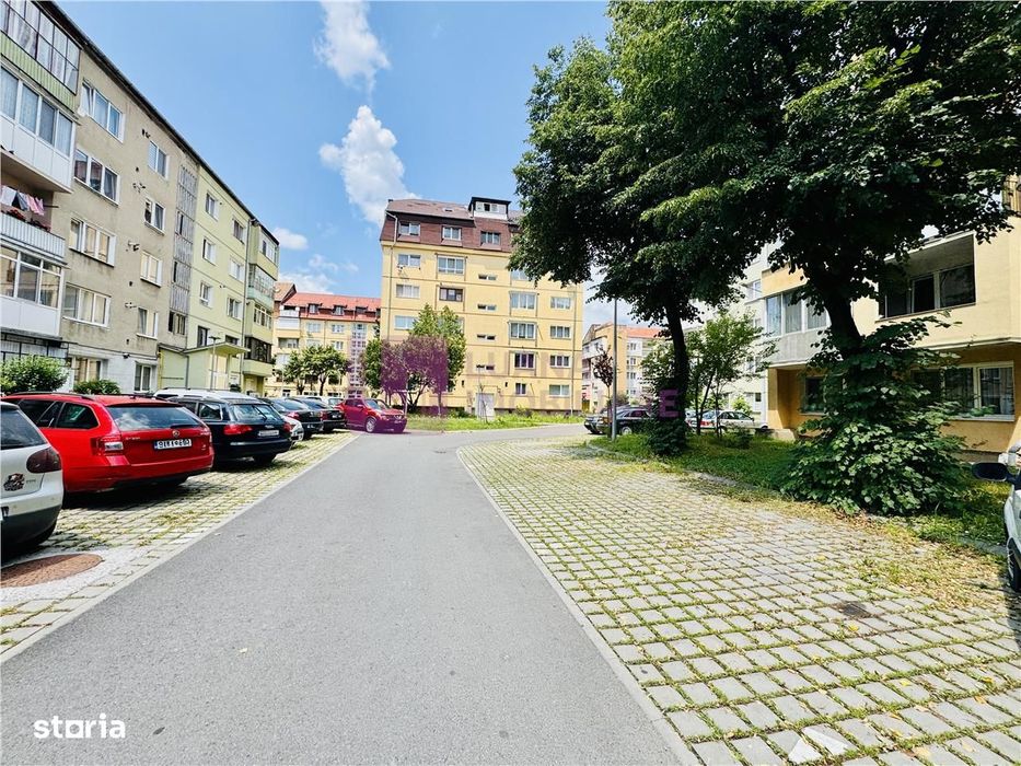Apartament cu 2 camere de vanzare | Terezian | decomandat | etaj 3