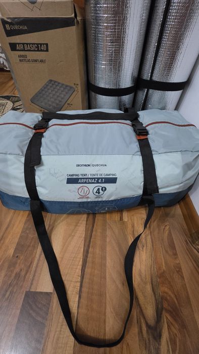 Cort 4 persoane si sac de dormit