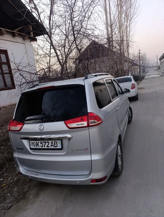 Dongfeng Glory 330s arenda vikub