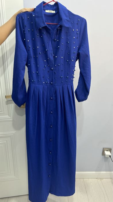 Женские платья , одежда