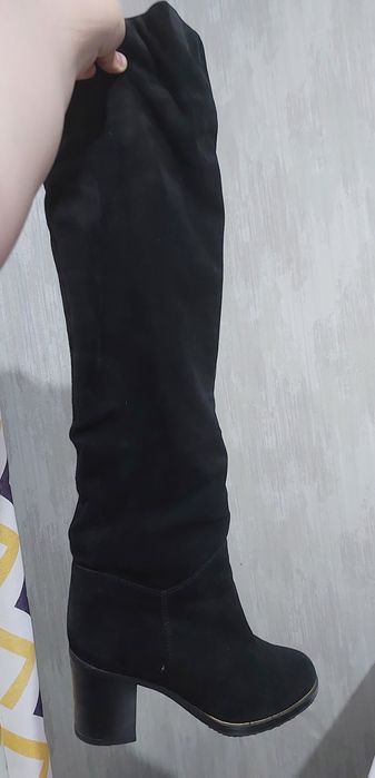 Продам натуральные сапоги