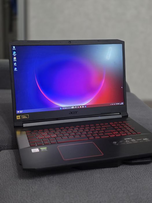 Acer Nitro 5 AN517-52