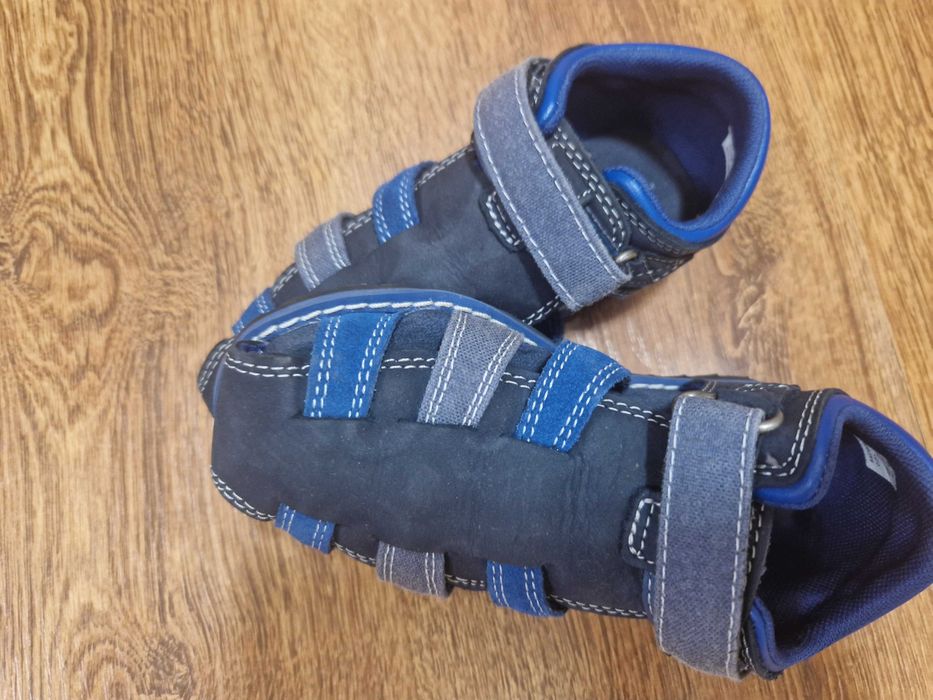 Детски сандали за момче