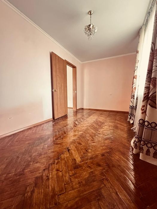 Продам квартиру центр города Океан
