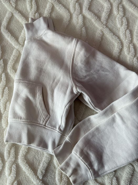 Горнище Stradivarius чисто нови