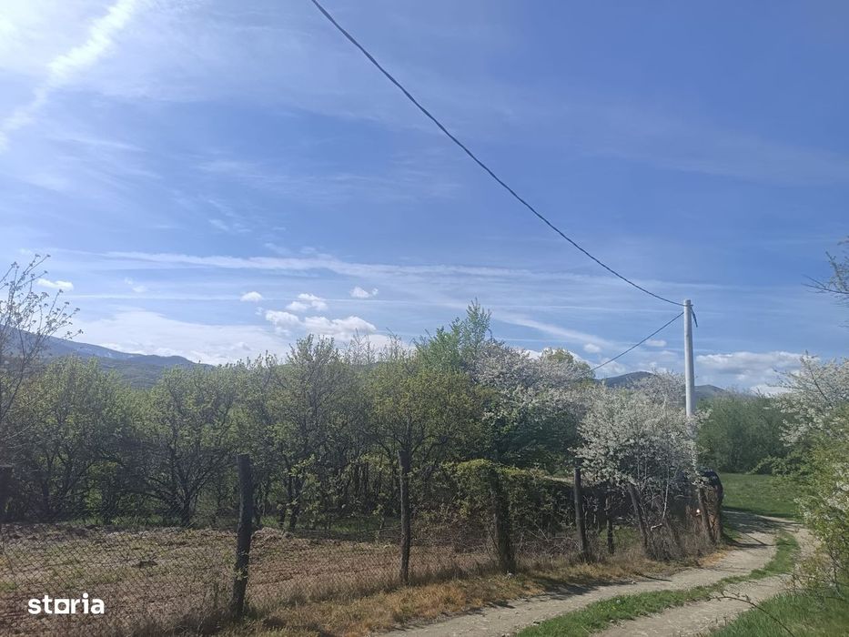 Teren Intravilan - TROPINI - VECHII -Rășinari