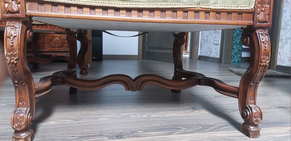 Jilt scaun fotoliu lemn masiv clasic