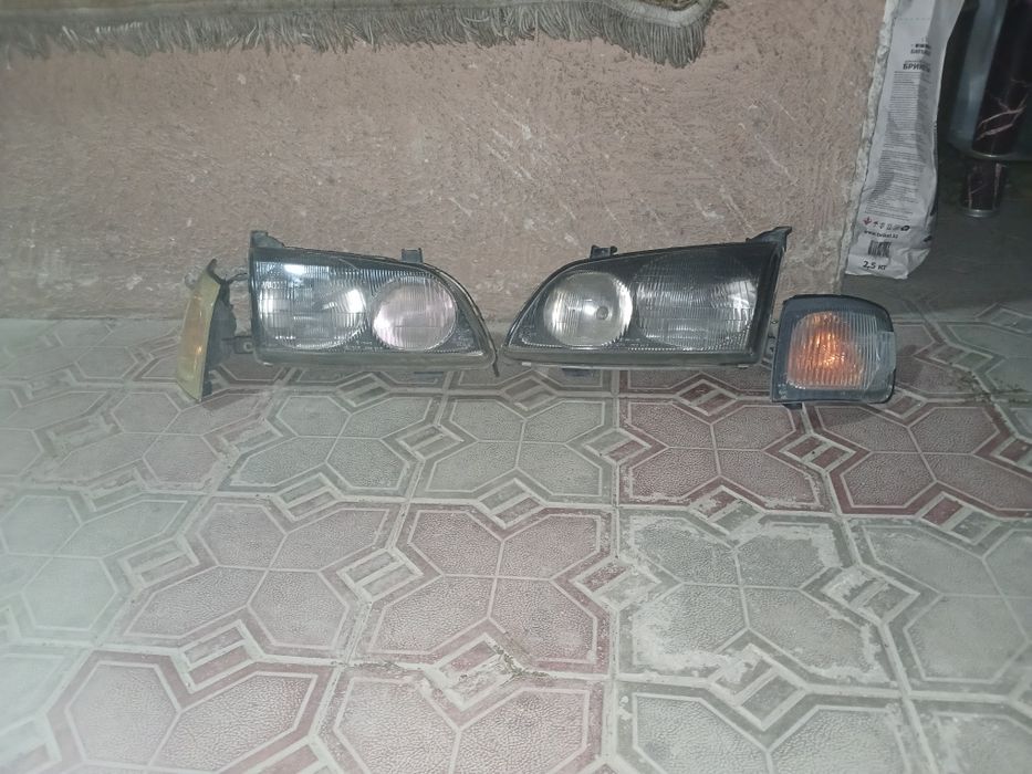 Фары на ипсум...