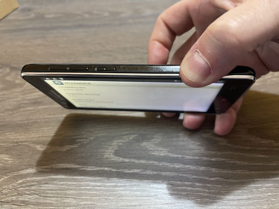 Lenovo A536 mobil