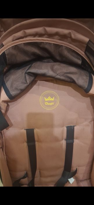 Продам детскую прогулочную коляску