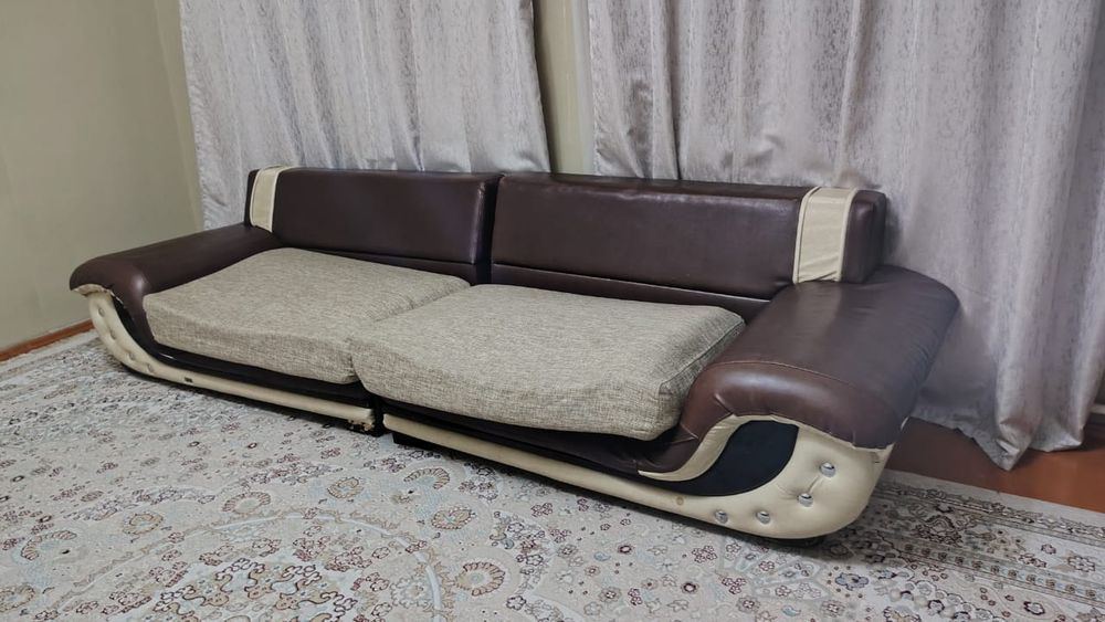 Продам диван почти новый