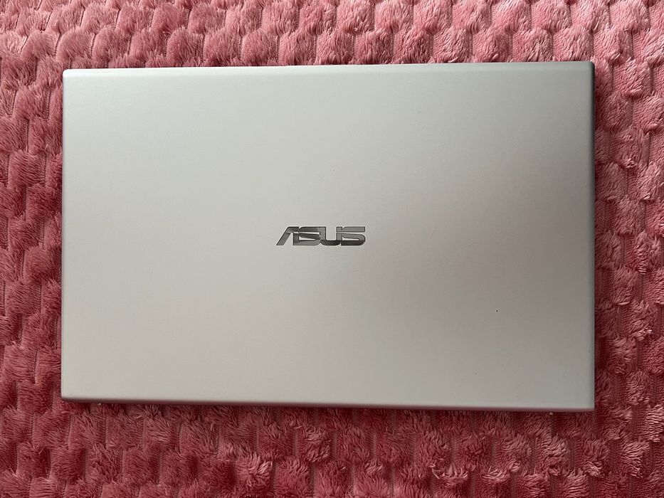 ASUS Vivo Book X512D