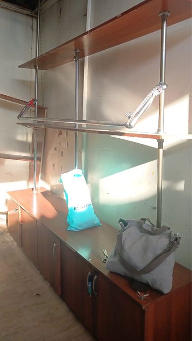 Полки шкафы продам недорого