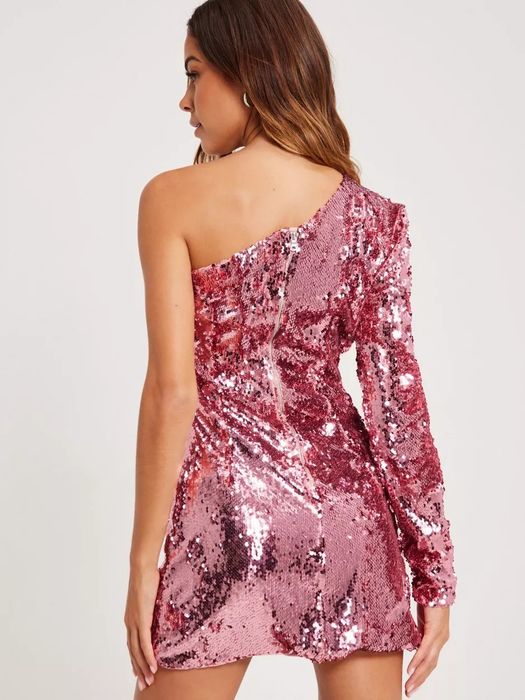 Bardot €139 висок клас рокля с пайети S от Австралия, нова, с етикет