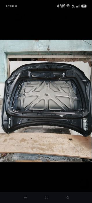 Оргинален преден капак Volvo ex90 2024+++
