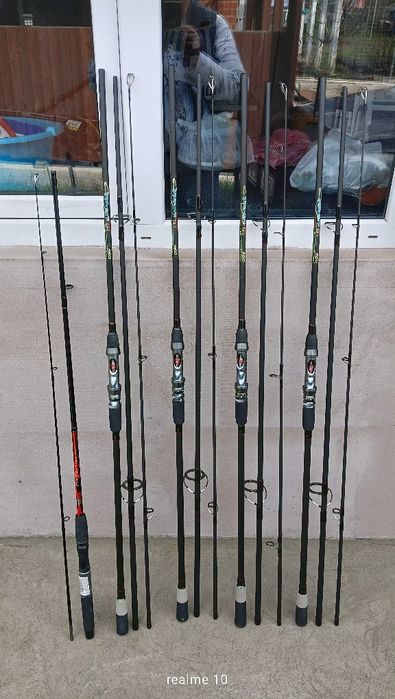 Vând articole pescuit