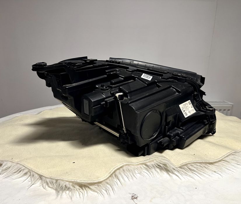 Ляв фар Mercedes E-class W213 Led High Performance