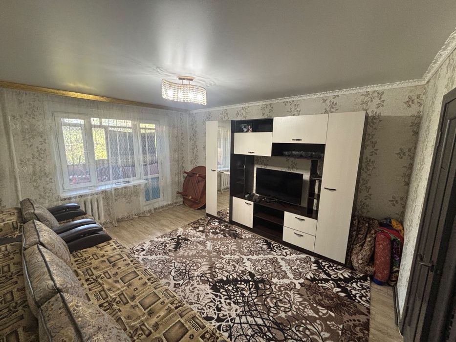 Продам 3 комнатную квартиру
