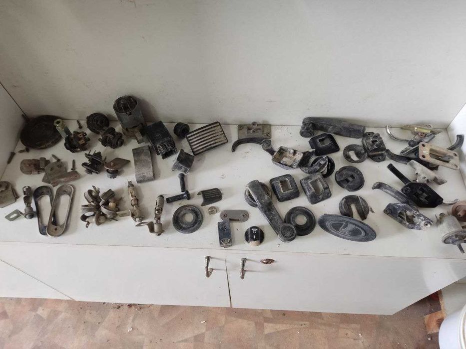 продается на разбор ваз 2107