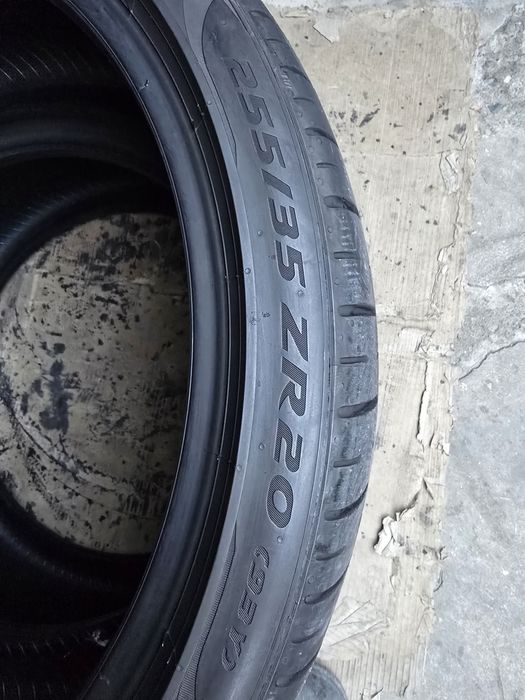 2 Anvelope Vară Pirelli P Zero 255/35 ZR20  DOT 4223.