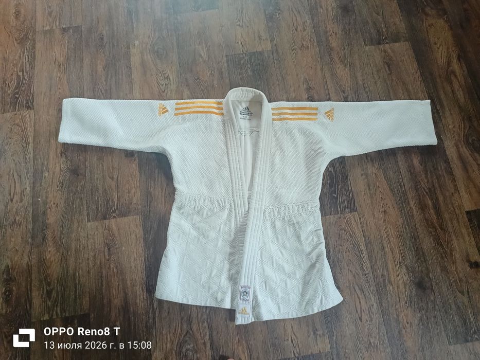 Продам кимоно для дзюдо