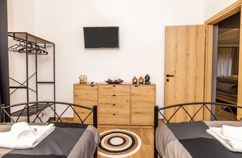 Дава се под наем Едностаен апартамент в Пловдив, Център - 38 кв.м за 198.9 € - Снимка #3