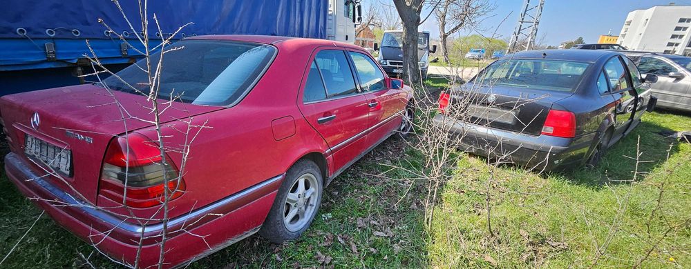 Мерцедес 220 С-1995 г.