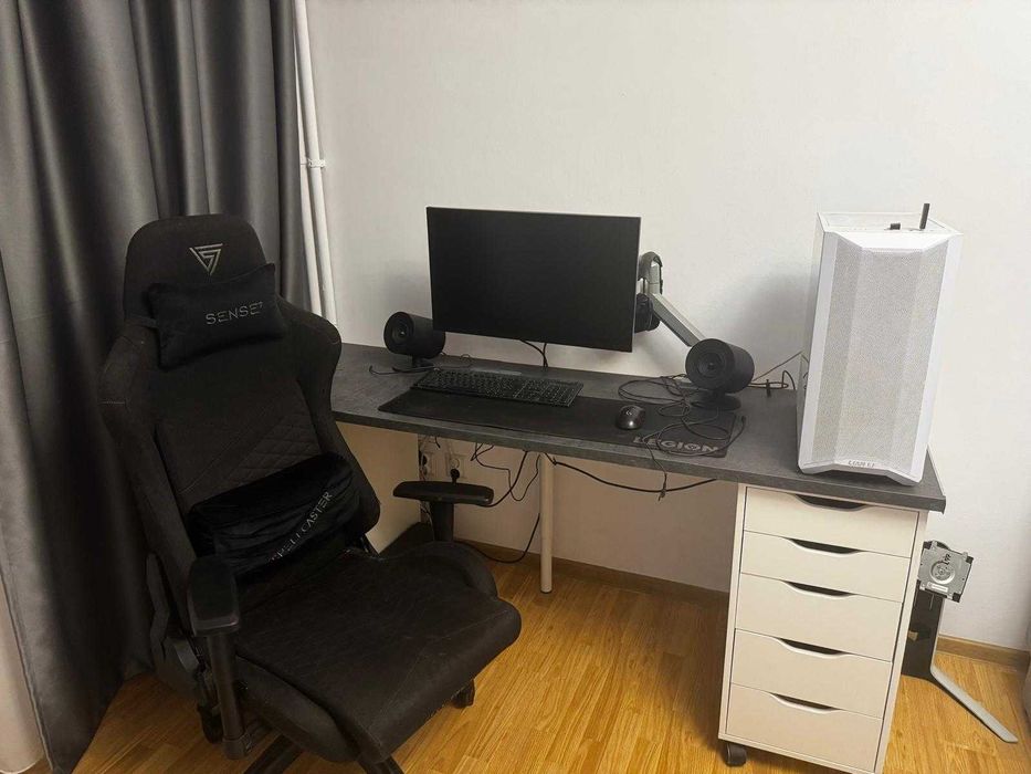 Full Setup Gaming: PC i7-14700K / RTX 4060 Ti + Monitor Alienware 240Hz + Periferice + UPS + Birou & Scaun