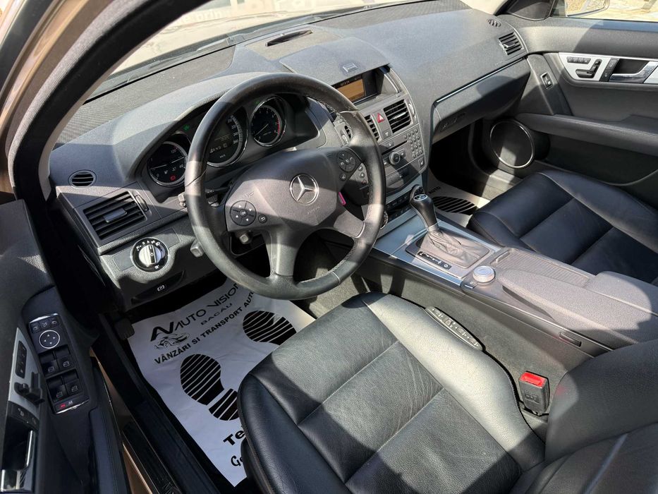 MERCEDES-BENZ C-Class 2010 — imagine 3