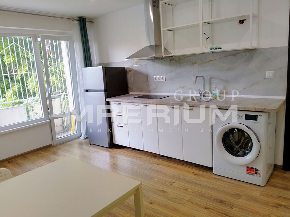 Дава се под наем Двустаен апартамент в Варна, Трошево - 55 кв.м за 408 € - Снимка #3