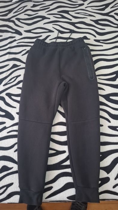 Pantaloni trening Nike Tech