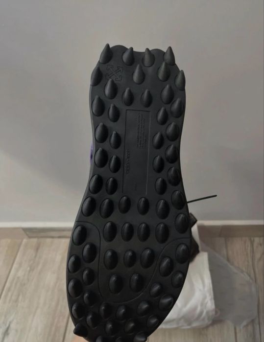 Adidasi Off White Odsy 1000
