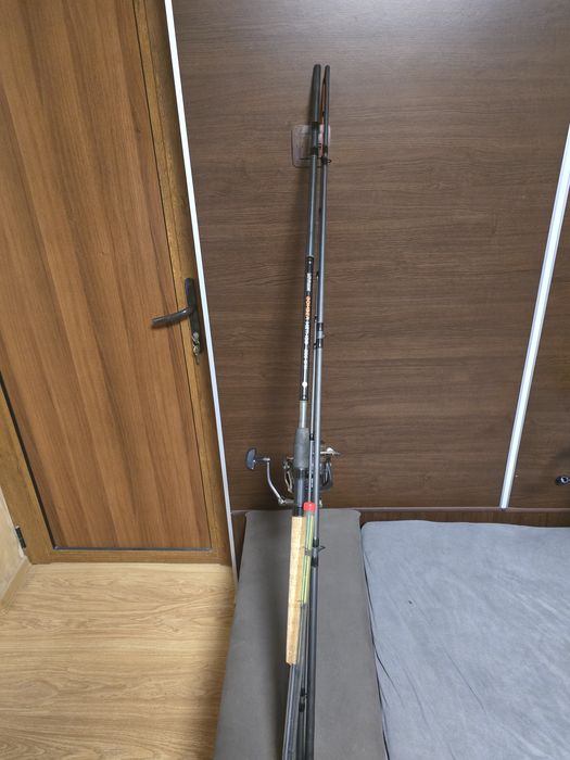 Фидер въдици и  макара