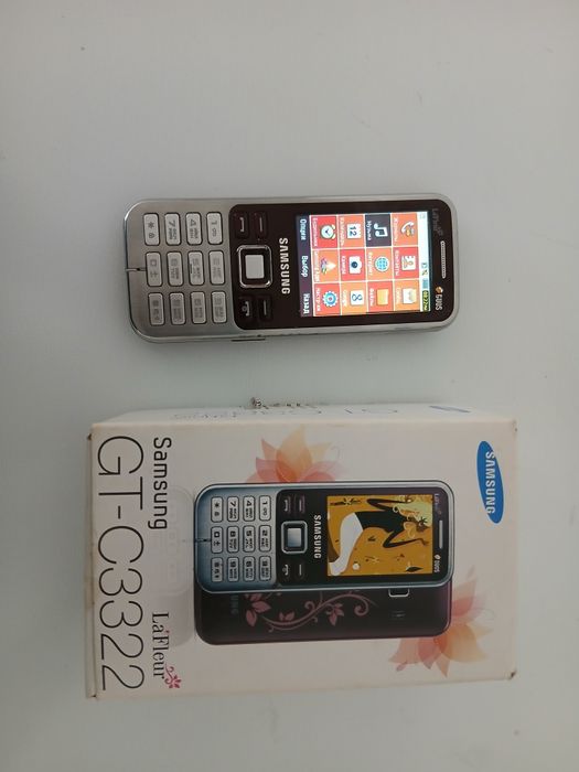 Продам кнопочный телефон