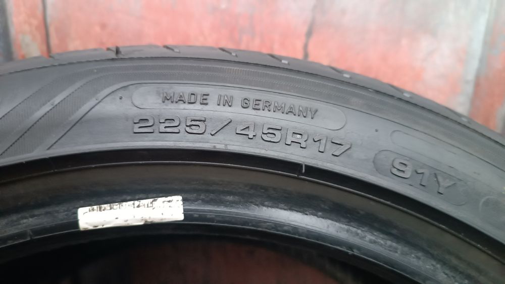 225/45/17 Goodyear