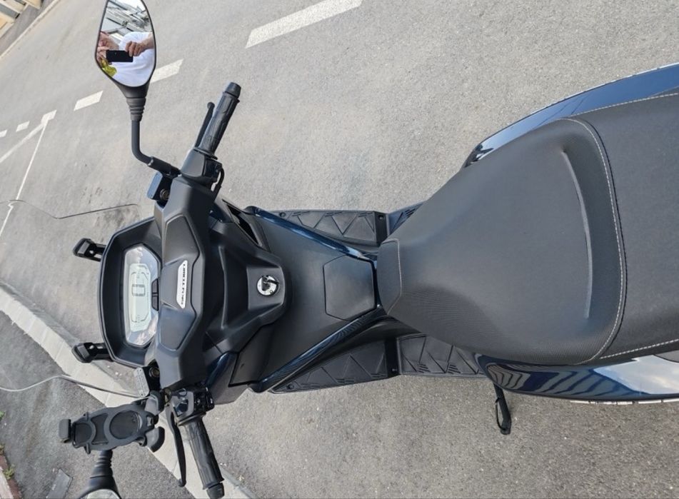 Scuter Kymco Skytown 125
