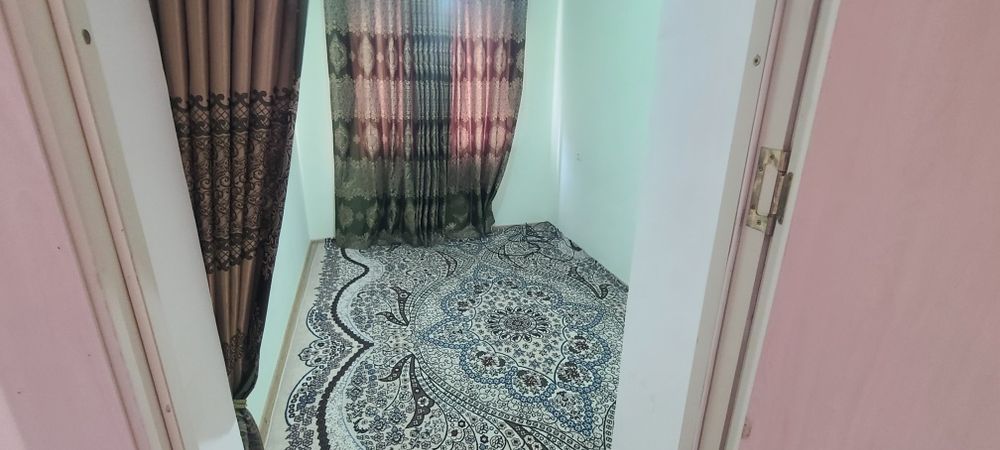 Kosmos domlaridan 3 XONALI kvartira sotiladi 2-etaj 38500 y.e.