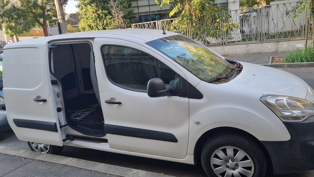 PEUGEOT  2017 — imagine 4