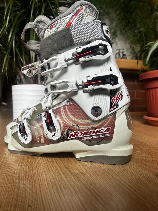 Clapari marimea 37-38