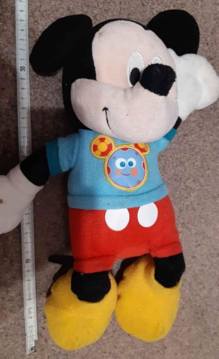Плюшен Мики Маус