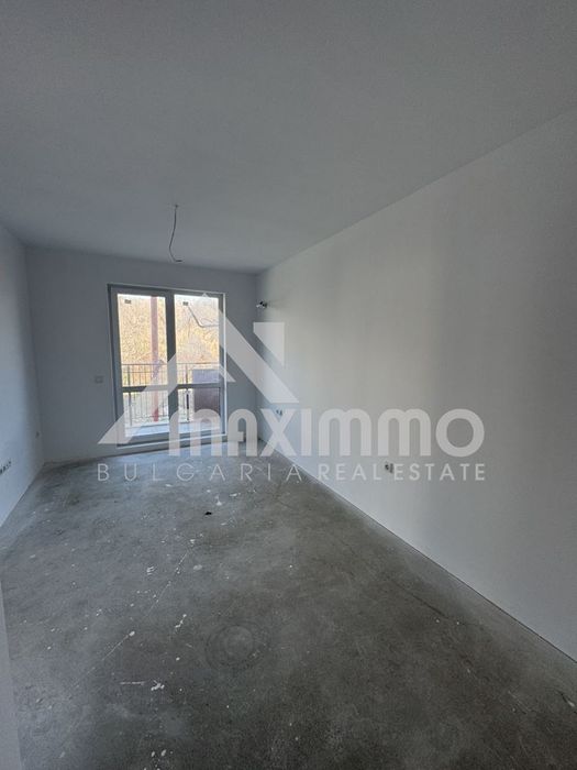 3-стаен в Варна-Кайсиева градина площ 95