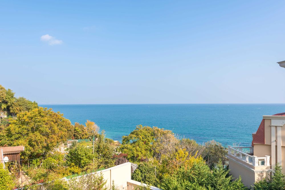 Апартамент Луксозен и панорамен La mer