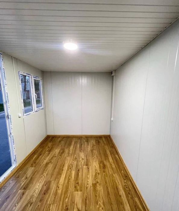 Container locuibil 6m din panou sandwich – birou șantier / casă modula