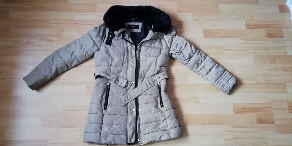 Vând haină matlasată iarnă