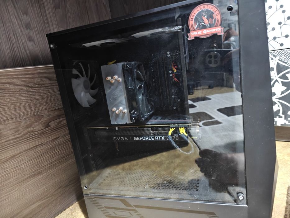 Продаю мощный игровой комп, тянущий все новинки